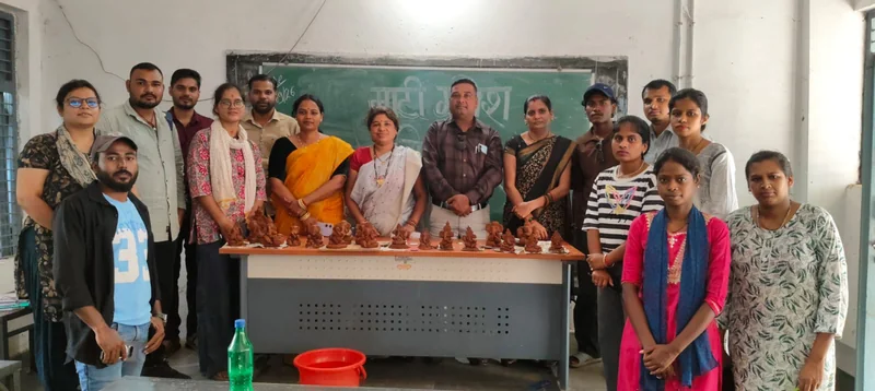माटी गणेश-सिद्ध गणेश अभियान के तहत पर्यावरण संरक्षण हेतु मिट्टी के गणेश निर्माण प्रशिक्षण कार्यशाला आयोजित